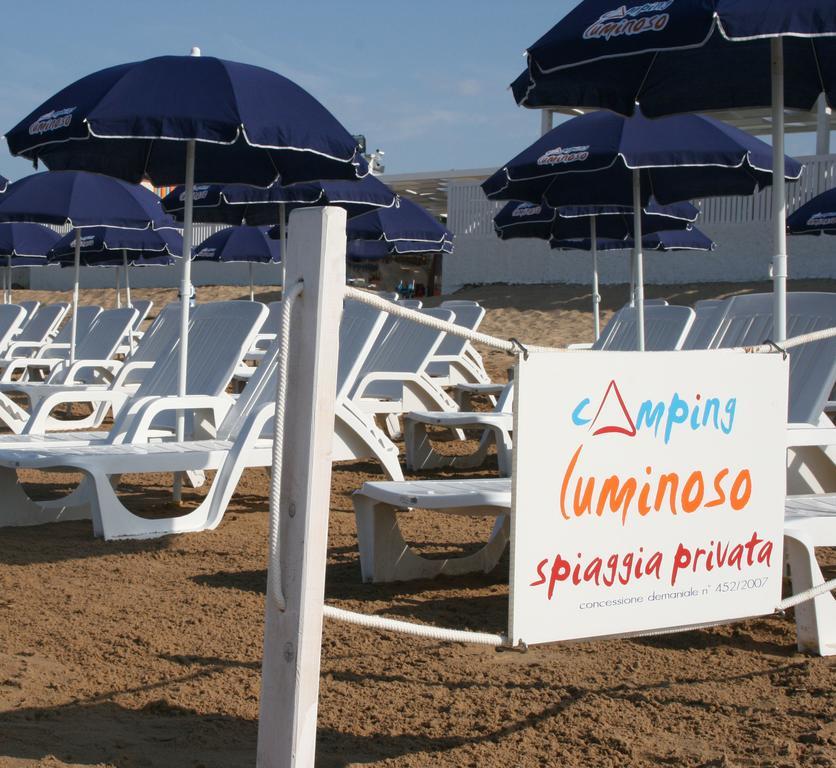 Camping Luminoso Hotell Punta Braccetto Exteriör bild